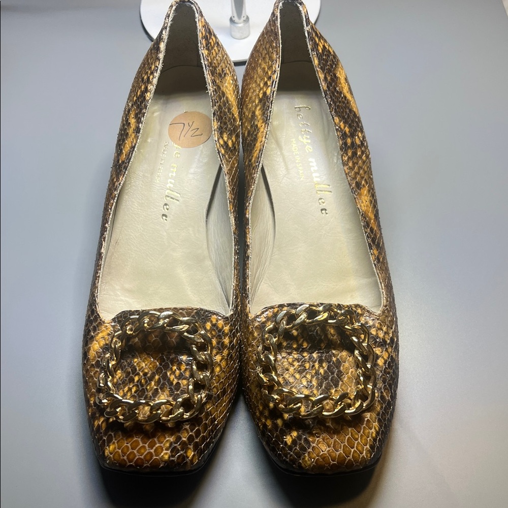 Bettye Muller Designer Snakeskin Patterned shoes with Gold Buckle-made in Spain